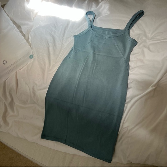 KASICS Ribbed Tank Dress. Brand New With Tag! Size Small - Picture 6 of 8